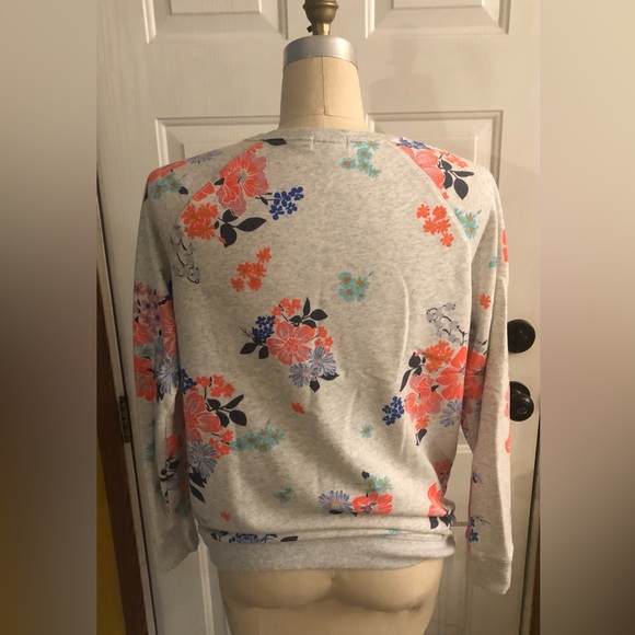 Old Navy lightweight printed sweatshirt - Picture 2 of 3